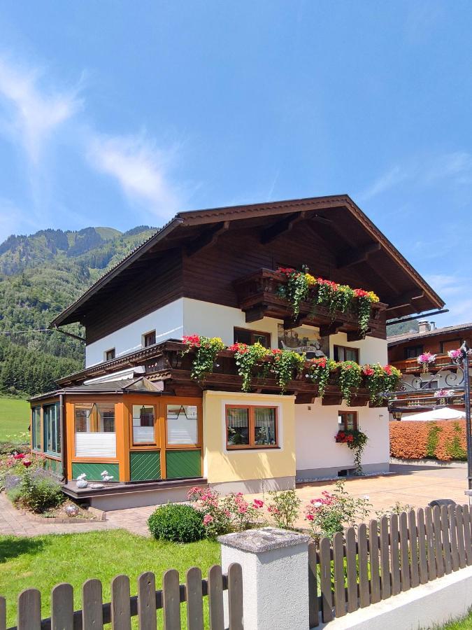 Haus Hubertus Apartment Fusch an der Grossglocknerstrasse Exterior photo